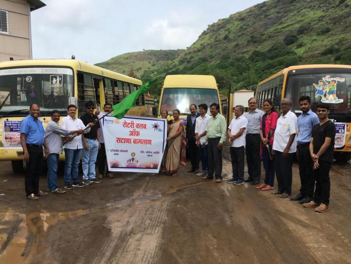  Helping flood victims in the district | नाशिक जिल्ह्यातून पूरग्रस्तांना मदतीचा हात