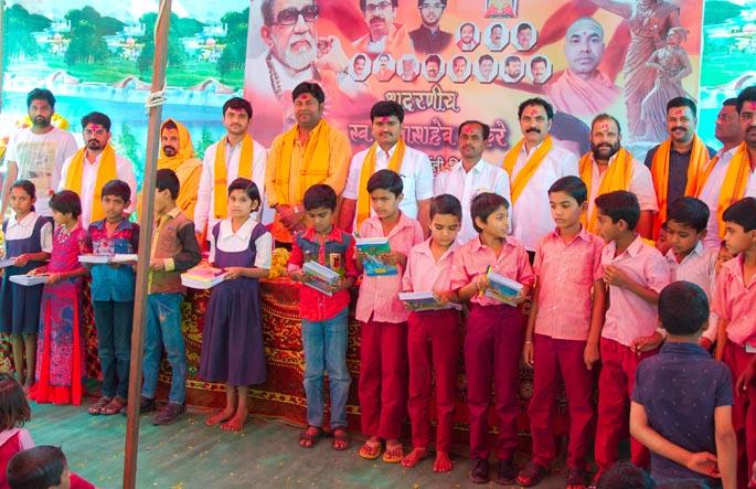 Participate in Bhagat Week - Khand | भगव्या सप्ताहात सहभागी व्हा- खांडे Participate in Bhagat Week - Khand | भगव्या सप्ताहात सहभागी व्हा- खांडे