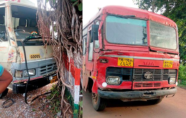 The bus driver was seriously injured in a bus accident | बस-मिनी ट्रक अपघातात चालक गंभीर