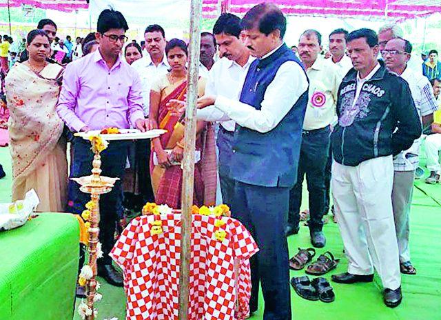 Animal Husbandry Important for Farmer's Advancement | शेतकरी उन्नतीसाठी पशुपालन महत्त्वाचे Animal Husbandry Important for Farmer's Advancement | शेतकरी उन्नतीसाठी पशुपालन महत्त्वाचे