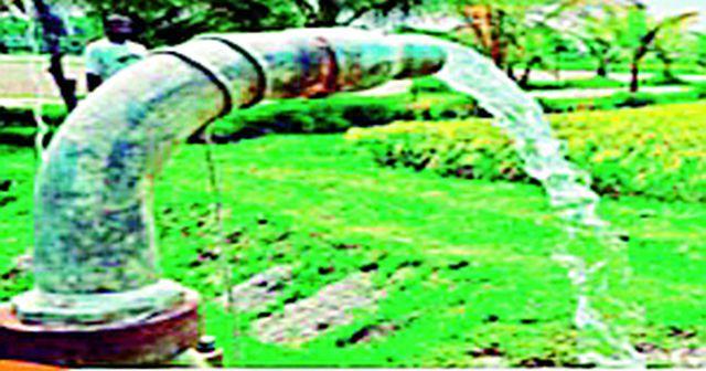 Two and a half thousand farmers awaiting new power connections | अडीच हजार शेतकरी नवीन वीज जोडणीच्या प्रतीक्षेत Two and a half thousand farmers awaiting new power connections | अडीच हजार शेतकरी नवीन वीज जोडणीच्या प्रतीक्षेत