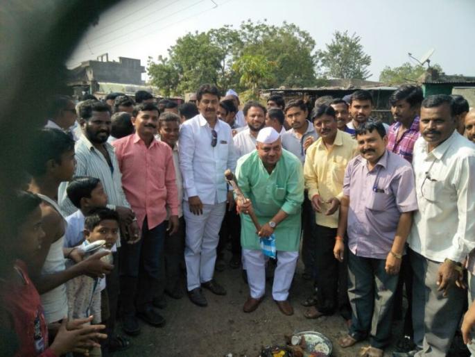 Inauguration of development works at the hands of Co-operative Minister of State in Chinchpura | चिंचपुरा गावात सहकार राज्यमंत्र्यांच्या हस्ते विकासकामांचा शुभारंभ Inauguration of development works at the hands of Co-operative Minister of State in Chinchpura | चिंचपुरा गावात सहकार राज्यमंत्र्यांच्या हस्ते विकासकामांचा शुभारंभ