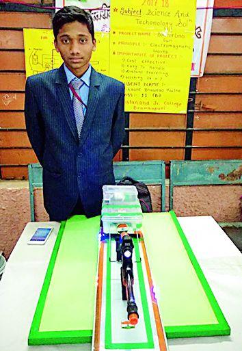 A Missed Call That Comes Out Of Guns, Almost 7 Tablets | एका मिस्ड कॉलने बंदुकीतून सुटतात चक्क सात गोळ्या