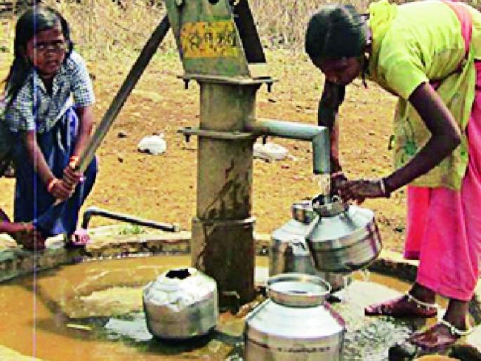 Water samples inhibit fluoride | १६१ पाण्याचे नमुने फ्लोराईड बाधित Water samples inhibit fluoride | १६१ पाण्याचे नमुने फ्लोराईड बाधित