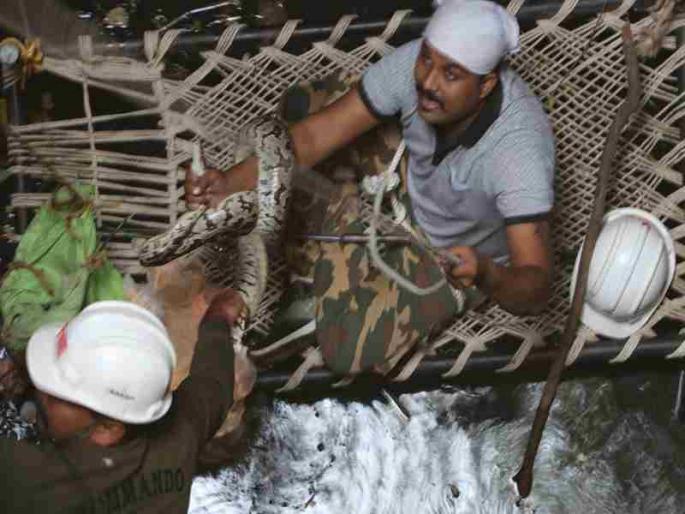 'Operation Dragon' | ‘आॅपरेशन अजगर’ फत्ते 'Operation Dragon' | ‘आॅपरेशन अजगर’ फत्ते