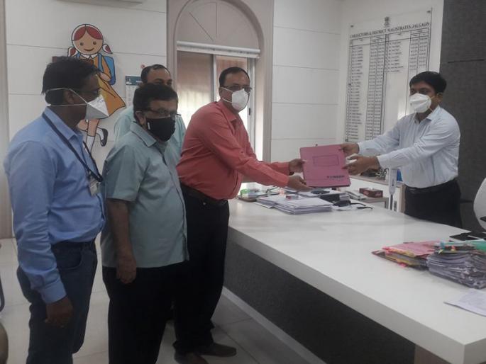 An oximeter is essential near every patient | प्रत्येक रुग्णाजवळ आॅक्सिमिटर अत्यावश्यक An oximeter is essential near every patient | प्रत्येक रुग्णाजवळ आॅक्सिमिटर अत्यावश्यक