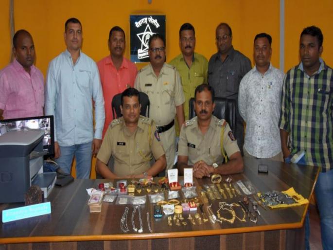 Kabulganj burglary burst in Week! | धुळ्यातील कबीरगंजची घरफोडी आठवड्यातच उघड! Kabulganj burglary burst in Week! | धुळ्यातील कबीरगंजची घरफोडी आठवड्यातच उघड!