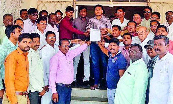 Do not include leading breeds in the OBC category | पुढारलेल्या जातींचा ओबीसी प्रवर्गात समावेश करू नका