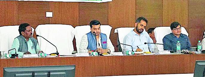 Planting of Dhan will be on two lakh hectare of farming | खरिपात दोन लाख हेक्टरवर होणार धानाची लागवड Planting of Dhan will be on two lakh hectare of farming | खरिपात दोन लाख हेक्टरवर होणार धानाची लागवड