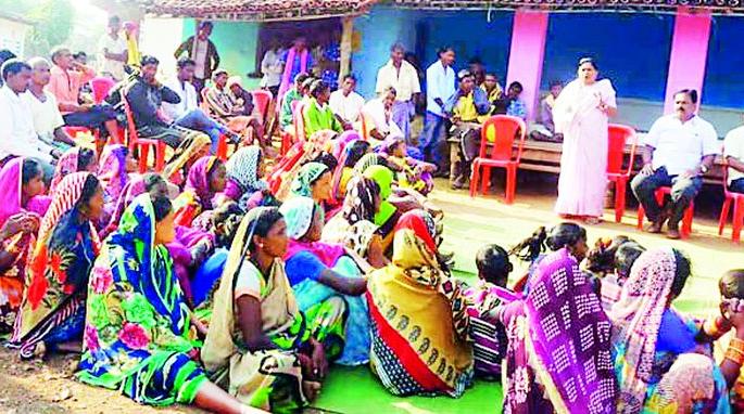 The villagers read the problems | गावकऱ्यांनी वाचला समस्यांचा पाढा The villagers read the problems | गावकऱ्यांनी वाचला समस्यांचा पाढा