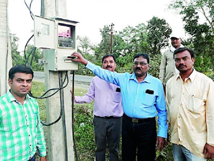 Over 2,800 Farmers Waiting Even By Demand Filling | डिमांड भरूनही २८०० शेतकरी वेटिंगवर Over 2,800 Farmers Waiting Even By Demand Filling | डिमांड भरूनही २८०० शेतकरी वेटिंगवर