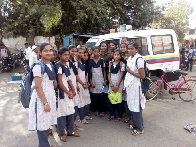 Let the police go to the uncle and fearlessly | पोलीस काका-दीदींना द्या निर्भयपणे माहिती Let the police go to the uncle and fearlessly | पोलीस काका-दीदींना द्या निर्भयपणे माहिती