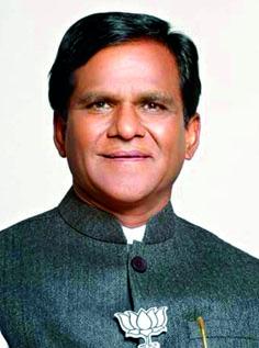 Admittedly, with Rafael, the Adarsh ​​scam knows - Danve | राफेलसोबतच आदर्श घोटाळाही कळतो-दानवे