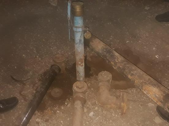 Theft of four thousand liters of diesel in the pump | पंपातील चार हजार लिटर डिझेलची चोरी