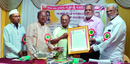 Vasant Bhosale should have a platform for social issues | सामाजिक प्रश्न मांडणारी व्यासपीठे हवीत : वसंत भोसले