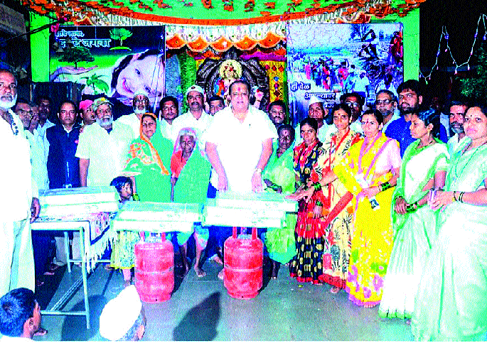 The government shut down the plans for the poor: Hasan Mushrif | सत्ताधाऱ्यांनी गरिबांसाठीच्या योजना बंद केल्या:हसन मुश्रीफ