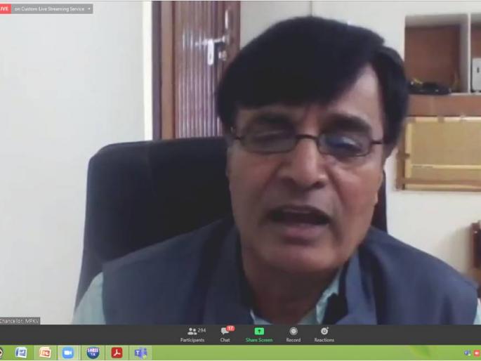 With the help of agricultural technology, farmers will become entrepreneurs and become self-reliant - Vice Chancellor Vishwanatha | शेतीतील तंत्रज्ञानाच्या मदतीने शेतकरी उद्योजक होऊन आत्मनिर्भर होतील-- कुलगुरु विश्वनाथा With the help of agricultural technology, farmers will become entrepreneurs and become self-reliant - Vice Chancellor Vishwanatha | शेतीतील तंत्रज्ञानाच्या मदतीने शेतकरी उद्योजक होऊन आत्मनिर्भर होतील-- कुलगुरु विश्वनाथा