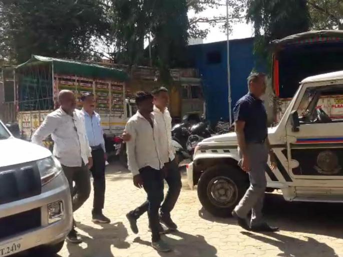 Woman arrested in connection with woman burnt case | महिला जळीत प्रकरणी मुख्य संशयितास अटक Woman arrested in connection with woman burnt case | महिला जळीत प्रकरणी मुख्य संशयितास अटक