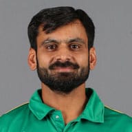 Hafeez's style is illegal, can not be bowled in international match | हफीजची शैली बेकायदेशीर, आंतरराष्ट्रीय सामन्यात करू शकणार नाही गोलंदाजी
