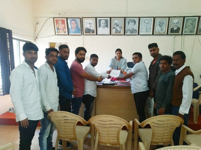 Madali Deshmukh's health center awaits inauguration | पाडळी देशमुखचे आरोग्य उपकेंद्र शुभारंभाच्या प्रतिक्षेत Madali Deshmukh's health center awaits inauguration | पाडळी देशमुखचे आरोग्य उपकेंद्र शुभारंभाच्या प्रतिक्षेत