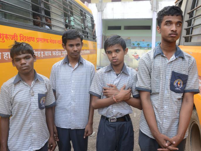 social,welfare,blind,student,hostelzp | काळजीवाहक कर्मचारी कांबळे याच्या क्रुरतेने सारेच हादरले social,welfare,blind,student,hostelzp | काळजीवाहक कर्मचारी कांबळे याच्या क्रुरतेने सारेच हादरले