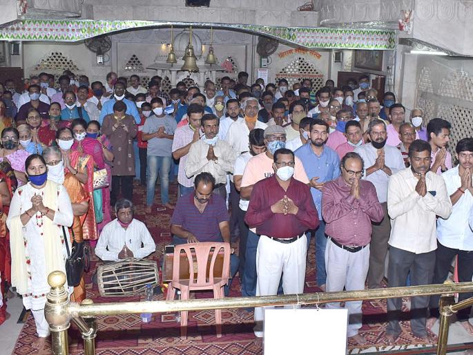 A fund of Rs | मंदिर निधी समर्पणाच्या शुभारंभादिवशी जमला लाखाचा निधी A fund of Rs | मंदिर निधी समर्पणाच्या शुभारंभादिवशी जमला लाखाचा निधी