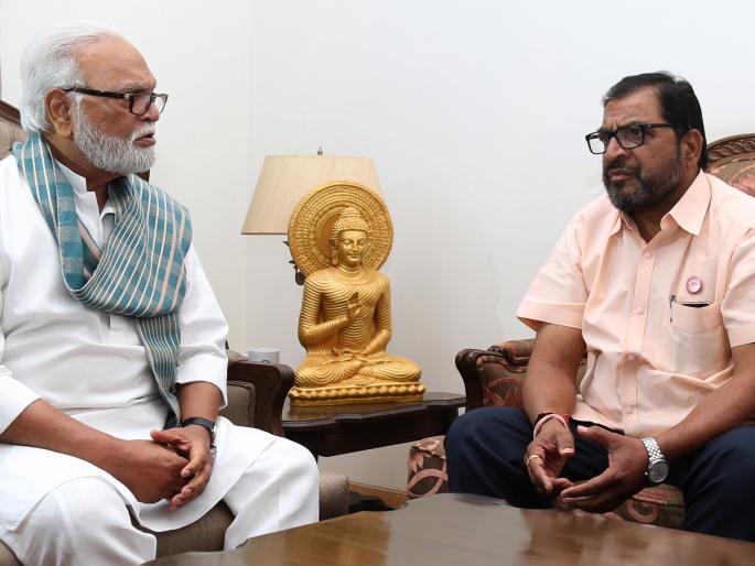 Bhujbal-Shetty meeting for the defeat of the BJP | भुजबळ-शेट्टी भेटीत भाजपाच्या पराभवासाठी खल Bhujbal-Shetty meeting for the defeat of the BJP | भुजबळ-शेट्टी भेटीत भाजपाच्या पराभवासाठी खल