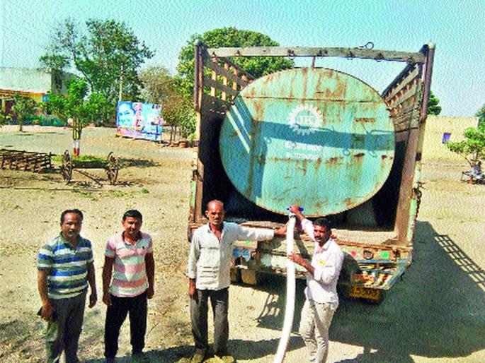 Fast water shortage in Kharde area | खर्डे परिसरात तीव्र पाणीटंचाई