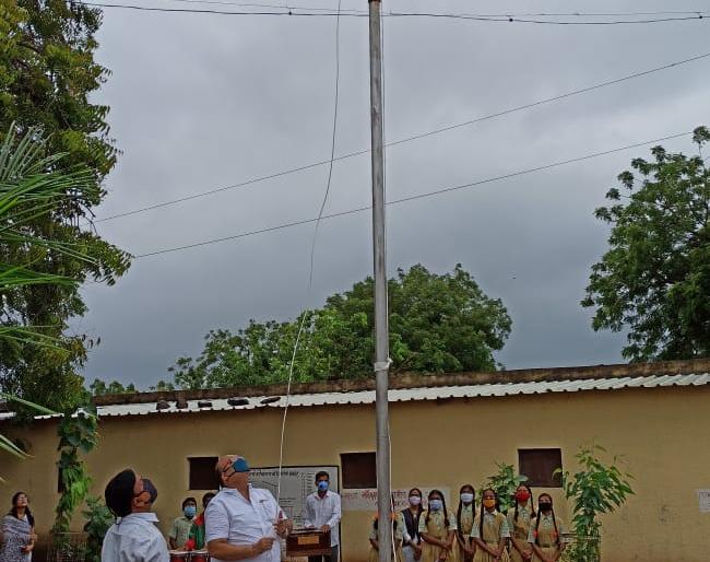 Flag hoisting on the occasion of Vadangali Independence Day | वडांगळी स्वातंत्र्यदिनानिमित्त ध्वजारोहन Flag hoisting on the occasion of Vadangali Independence Day | वडांगळी स्वातंत्र्यदिनानिमित्त ध्वजारोहन
