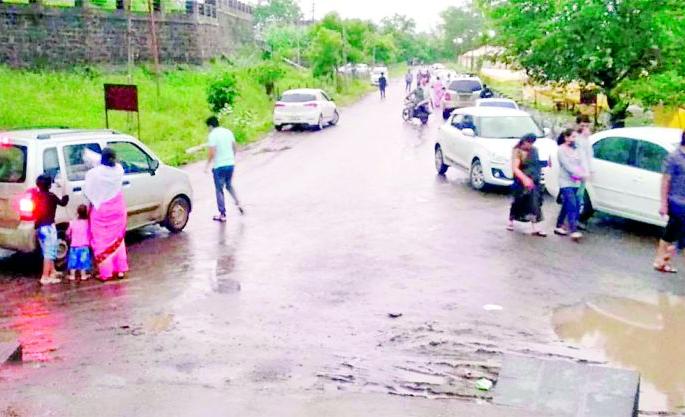 We didn't care about anyone | आम्हा नसे कुणाची पर्वा न् भीती