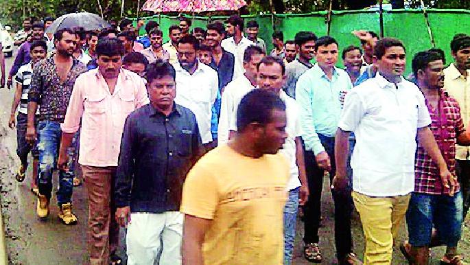 BJP has banned the image of Birsa Munda | बिरसा मुंडांच्या प्रतिमेवर भाजपाने लावले बॅनर