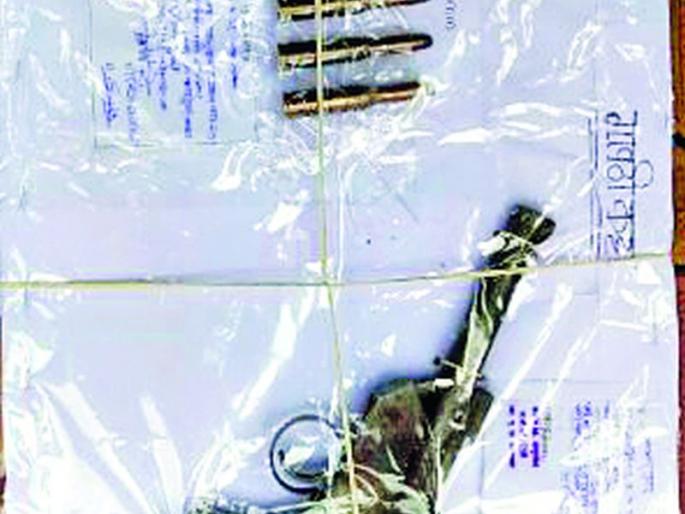 Arrested criminal in Pusad | पुसदमध्ये देशी कट्ट्यासह आरोपीला अटक Arrested criminal in Pusad | पुसदमध्ये देशी कट्ट्यासह आरोपीला अटक