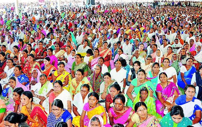 Congress-Rakay opportunist for power | सत्तेसाठी काँग्रेस-राकाँ अवसरवादी Congress-Rakay opportunist for power | सत्तेसाठी काँग्रेस-राकाँ अवसरवादी