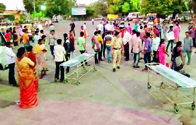 Jodhama compound in the throes of death | मृत्यूच्या तांडवाने हादरला जोडमोहा परिसर