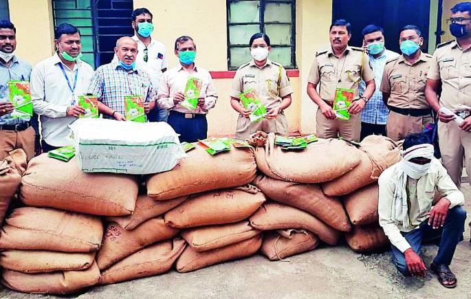 18 lakh cotton seeds seized | 18 लाखांचे कापूस बियाणे जप्त
