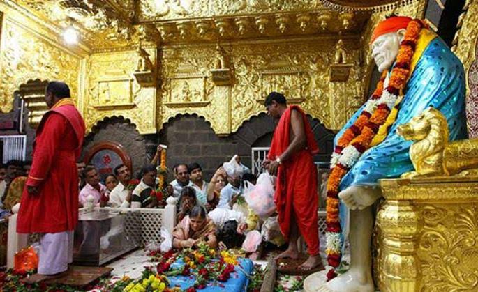 What will be the temple system in Maharashtra after corona lockdown ? | कोरोना 'लॉकडाऊन' हटल्यानंतर नेमकी 'कशी' असणार महाराष्ट्रातल्या मंदिरांमधील दर्शन व्यवस्था? What will be the temple system in Maharashtra after corona lockdown ? | कोरोना 'लॉकडाऊन' हटल्यानंतर नेमकी 'कशी' असणार महाराष्ट्रातल्या मंदिरांमधील दर्शन व्यवस्था?