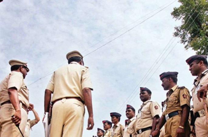 Thousands of policemen, home guards deployed for election | Maharashtra Election 2019; परप्रांतीय २० हजार पोलीस, होमगार्ड तैनात