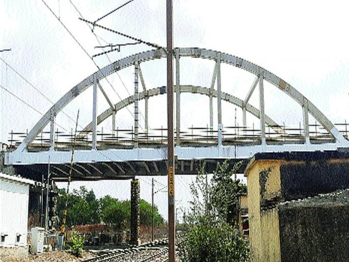 Give the name of Chhatrapati Shiva to the Bhagau flyover | भगूर उड्डाणपुलास छत्रपतींचे नाव द्यावे Give the name of Chhatrapati Shiva to the Bhagau flyover | भगूर उड्डाणपुलास छत्रपतींचे नाव द्यावे