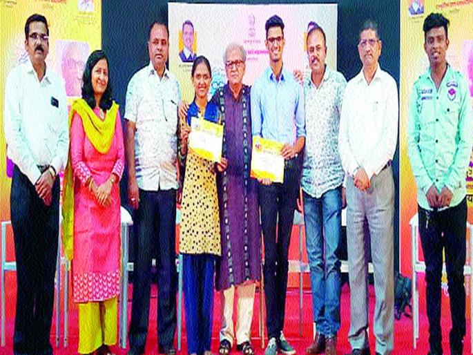 Gangurde winners in standup comedy | स्टॅण्डअप कॉमेडीमध्ये गांगुर्डे विजेती Gangurde winners in standup comedy | स्टॅण्डअप कॉमेडीमध्ये गांगुर्डे विजेती