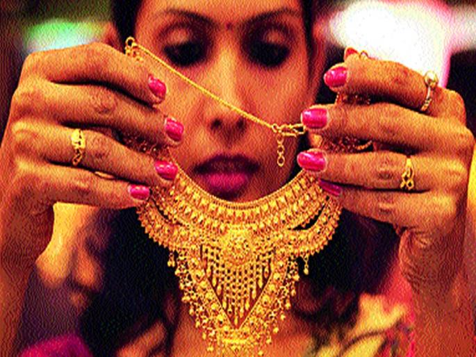 Record turnover will be on Dussehra | दसरा मुहूर्तावर होणार विक्रमी उलाढाल Record turnover will be on Dussehra | दसरा मुहूर्तावर होणार विक्रमी उलाढाल