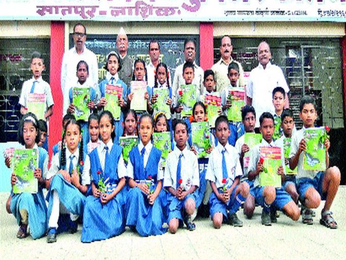  Schoolgirls dinandi | शाळांमध्ये बालगोपाळांची निघाली दिंंडी