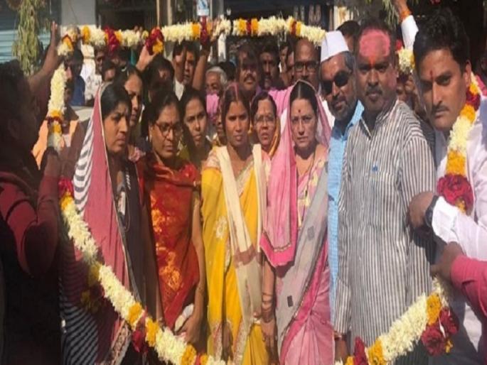 Ranjangaon's postmodernation was elected unopposed | रांजणगावचे सरपंचपद बिनविरोध निवडले गेले Ranjangaon's postmodernation was elected unopposed | रांजणगावचे सरपंचपद बिनविरोध निवडले गेले