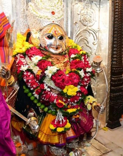 koradi temple in Nagpur district is Closed due to corona | coronavirus; नागपूर जिल्ह्यातील कोराडी मंदिर दर्शनासाठी बंद koradi temple in Nagpur district is Closed due to corona | coronavirus; नागपूर जिल्ह्यातील कोराडी मंदिर दर्शनासाठी बंद