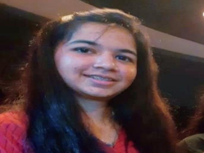 Shocking incident in Pune; In Nanded City, a 17-year-old girl committed suicide | पुण्यातील धक्कादायक घटना; नांदेड सिटीत १७ वर्षीय तरुणीची आत्महत्या, ११ व्या मजल्यावरून मारली उडी Shocking incident in Pune; In Nanded City, a 17-year-old girl committed suicide | पुण्यातील धक्कादायक घटना; नांदेड सिटीत १७ वर्षीय तरुणीची आत्महत्या, ११ व्या मजल्यावरून मारली उडी
