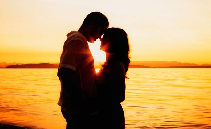 Infertility among young people due to unprotected sex | असुरक्षित लैंगिक संबंधामुळे तरुणांमध्ये वंध्यत्वाचा धाेका Infertility among young people due to unprotected sex | असुरक्षित लैंगिक संबंधामुळे तरुणांमध्ये वंध्यत्वाचा धाेका