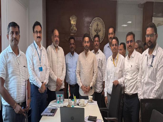 Give a proposal of 350 hectares for Shahuwadi MIDC in Kolhapur, instructions from Industries Minister Uday Samant | Kolhapur: शाहूवाडी एमआयडीसीसाठी ३५० हेक्टरचा प्रस्ताव द्या, उद्योगमंत्री उदय सामंत यांच्या सूचना