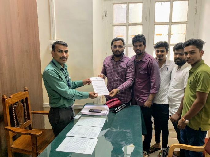 90 crore misconduct on 'social welfare' scholarship | ‘समाजकल्याण’च्या शिष्यवृत्तीत १७ ०० कोटींचा गैरव्यवहार-: ‘एनएसयुआय’कडून चौकशीची मागणी 90 crore misconduct on 'social welfare' scholarship | ‘समाजकल्याण’च्या शिष्यवृत्तीत १७ ०० कोटींचा गैरव्यवहार-: ‘एनएसयुआय’कडून चौकशीची मागणी