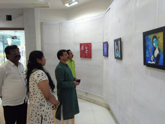 It is the feeling of art that makes the artist bigger | कलेप्रती असणारी भावनाच कलाकाराला मोठे बनविते --डॉ. प्रवीणकुमार चौगुले It is the feeling of art that makes the artist bigger | कलेप्रती असणारी भावनाच कलाकाराला मोठे बनविते --डॉ. प्रवीणकुमार चौगुले