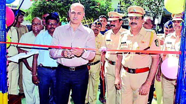 The marketing of captivity skills | बंदीजनांच्या कौशल्याचे मार्केटिंग The marketing of captivity skills | बंदीजनांच्या कौशल्याचे मार्केटिंग