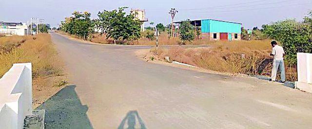 Plot reserved; But when will the industry be established? | भूखंड आरक्षित; पण उद्योग केव्हा उभारणार? Plot reserved; But when will the industry be established? | भूखंड आरक्षित; पण उद्योग केव्हा उभारणार?